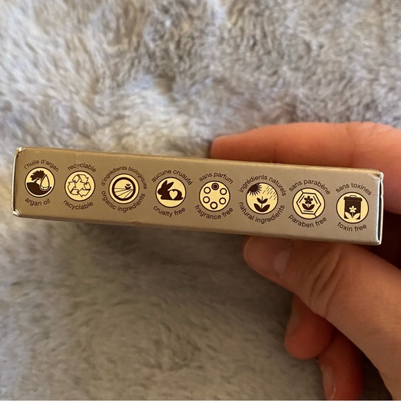 Josie Maran Argan Beautiful Eyes palette in Beautiful Blues NWT - Picture 6 of 12